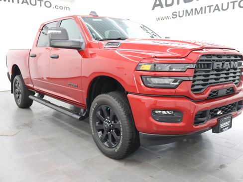 Used 2026 RAM 2500 Big Horn AWD/4WD image 2