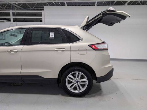 Used 2018 Ford Edge SEL AWD/4WD image 11