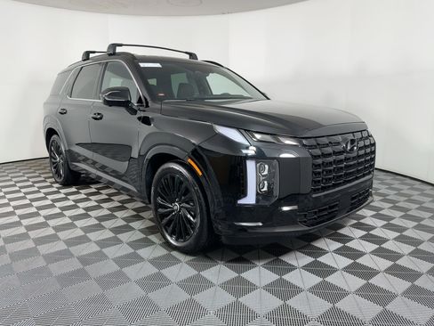 Used 2025 Hyundai Palisade Calligraphy image 6