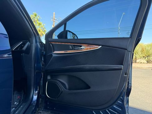 Used 2017 Lincoln MKX Reserve image 34