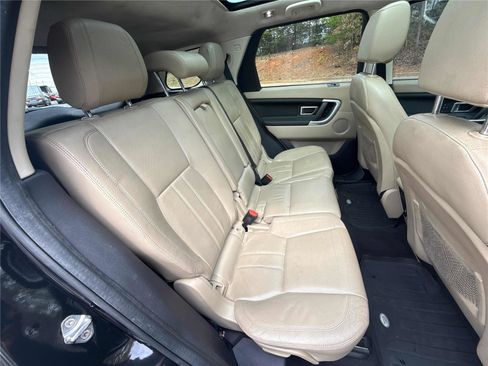 Used 2016 Land Rover Discovery Sport HSE image 29