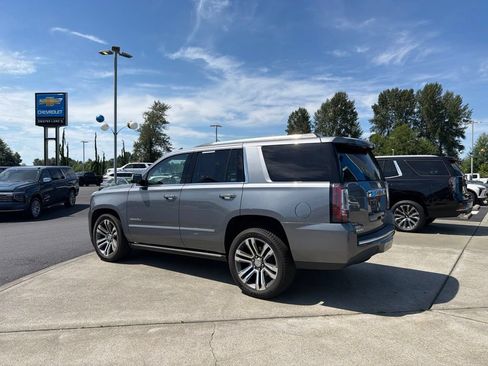 Used 2019 GMC Yukon Denali w/ Denali Ultimate Package AWD/4WD image 3