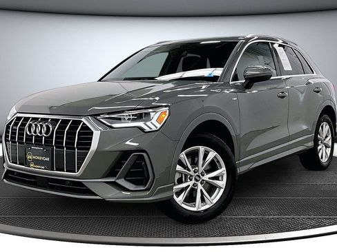 Used 2025 Audi Q3 2.0T Premium AWD/4WD image 3