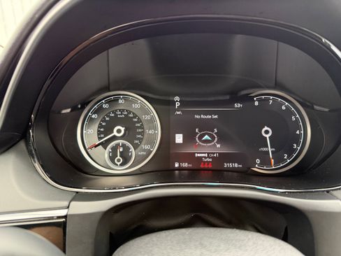 Used 2025 Genesis GV70 2.5T image 11