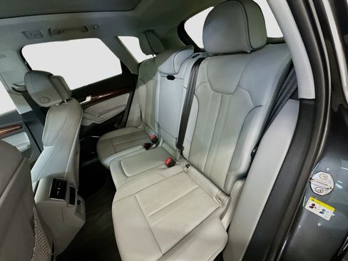 Used 2022 Audi Q5 2.0T Premium Plus image 30