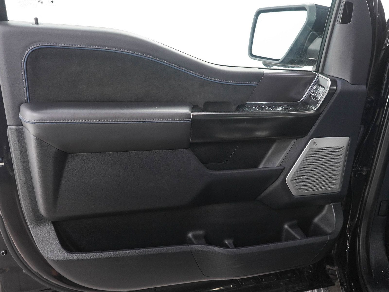 Used 2024 Ford F150 Platinum AWD/4WD image 21