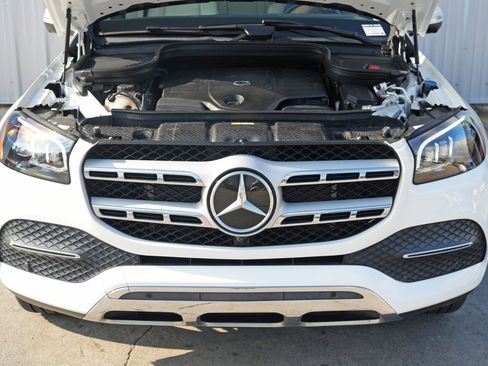 Used 2022 Mercedes-Benz GLS 450 4MATIC image 8