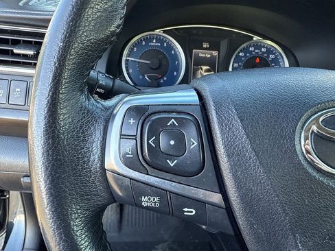 Used 2017 Toyota Camry XLE image 27
