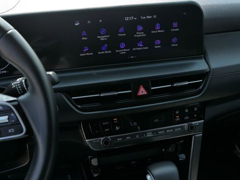 Used 2024 Kia Seltos EX image 18