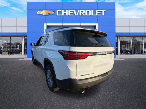 Certified 2023 Chevrolet Traverse RS image 5