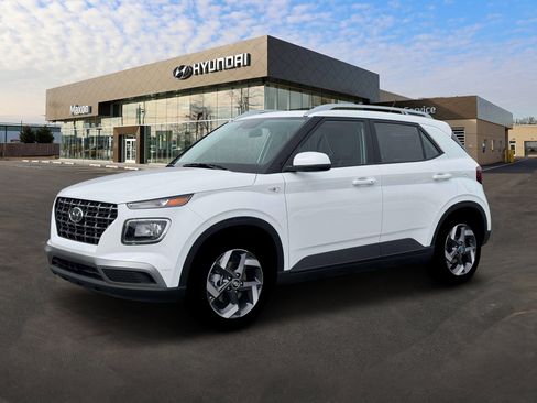 New 2026 Hyundai Venue SEL image 2