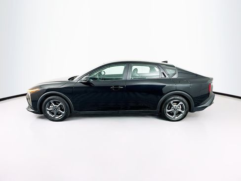 Used 2025 Kia K4 FWD image 4