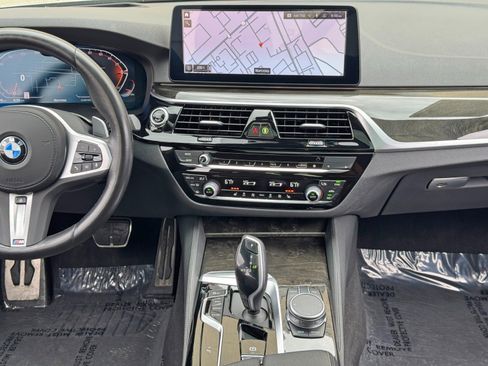 Used 2023 BMW 540i w/ M Sport Package RWD image 27