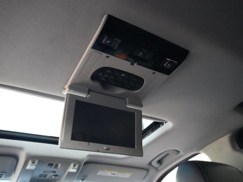 Used 2015 Chevrolet Tahoe LTZ image 23