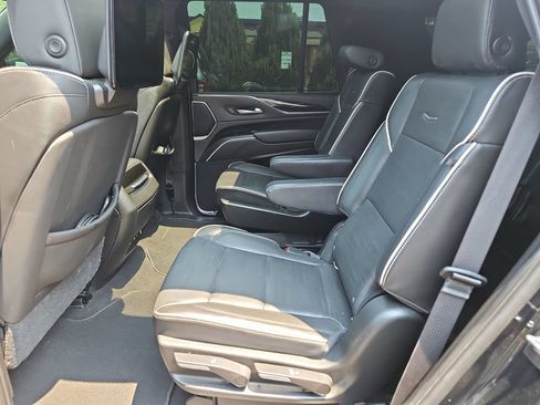 Used 2021 Cadillac Escalade Sport w/ Driver Assist Tech Package AWD/4WD image 25