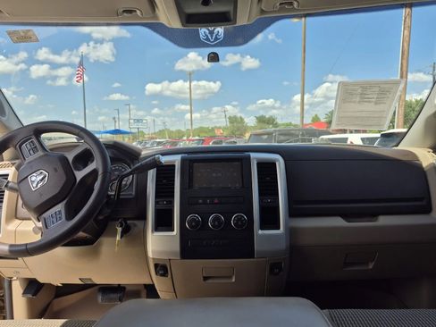 Used 2012 RAM 1500 Classic SLT RWD image 22