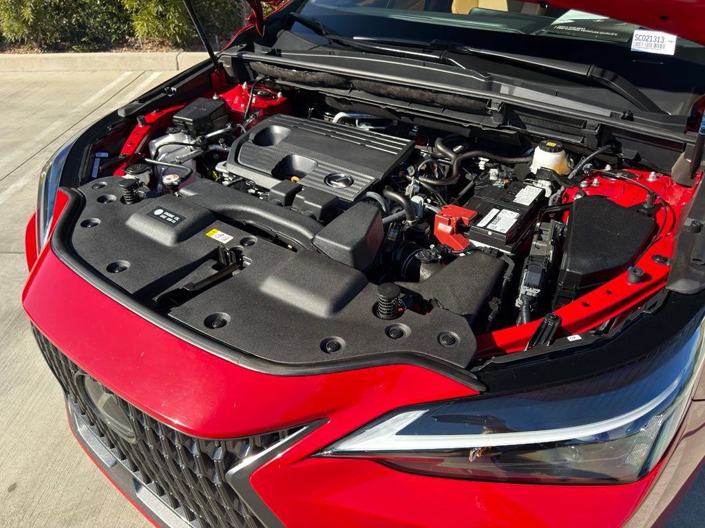 Certified 2025 Lexus NX 250 FWD image 6
