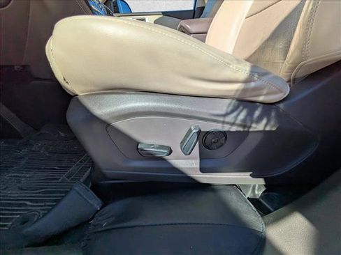 Used 2021 Ford Explorer Platinum w/ Equipment Group 601A image 16