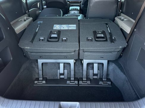 New 2026 Kia Carnival SX w/ SX Dark Edition Package FWD image 12
