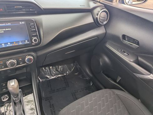Certified 2024 Nissan Kicks SV image 19