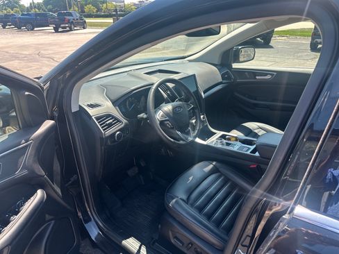 Used 2024 Ford Edge SEL w/ Convenience Package AWD/4WD image 10