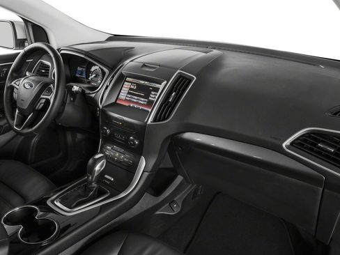 Used 2018 Ford Edge SEL w/ Class II Trailer Tow Package image 11