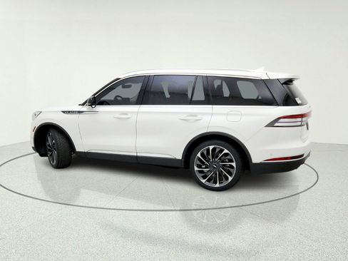 Used 2020 Lincoln Aviator Reserve w/ Equipment Group 202A AWD/4WD image 13