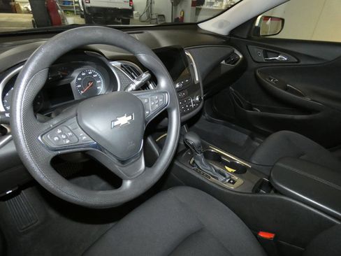 Used 2024 Chevrolet Malibu LT image 7