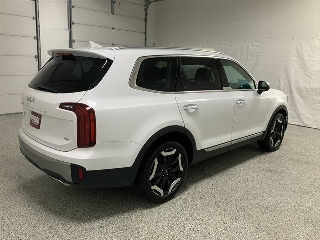 Used 2025 Kia Telluride S AWD/4WD image 5