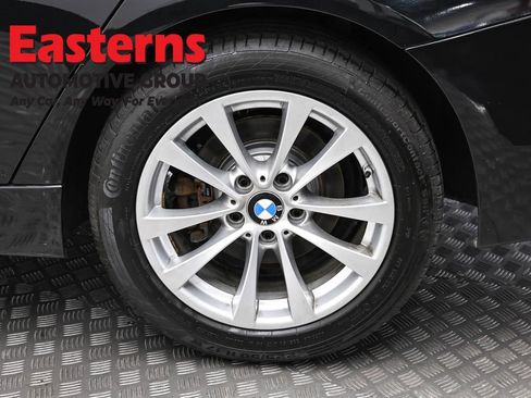 Used 2017 BMW 320i xDrive Sedan AWD/4WD image 8