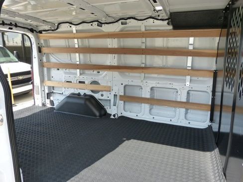 Used 2025 Ford Transit 250 Low Roof w/ Exterior Upgrade Package RWD image 18