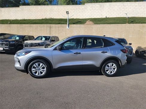 Used 2023 Ford Escape FWD image 4