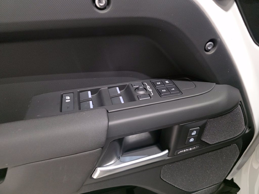 New 2026 Land Rover Defender 110 S AWD/4WD image 21