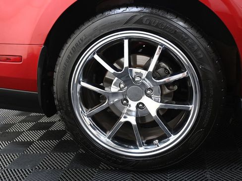 Used 2011 Ford Mustang GT Premium w/ Comfort Pkg RWD image 29