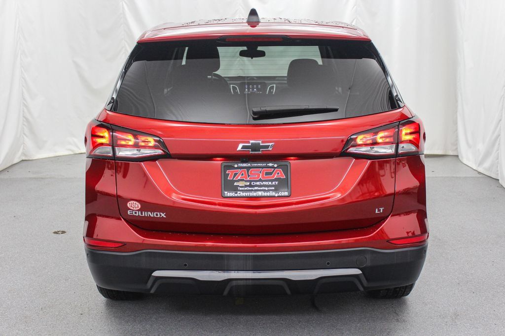 Used 2024 Chevrolet Equinox LT w/ LPO, Floor Liner Package FWD image 10