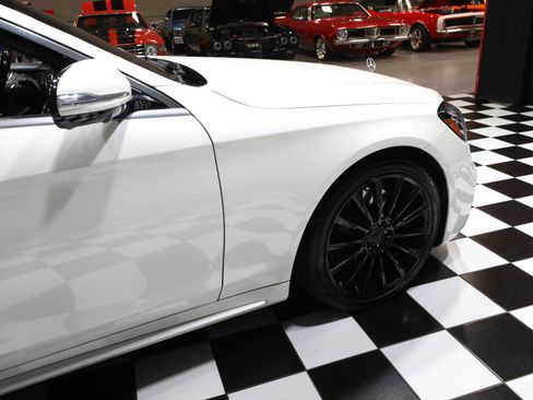 Used 2019 Mercedes-Benz S 560 4MATIC Sedan image 15