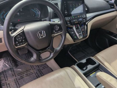 Used 2023 Honda Odyssey Elite image 10
