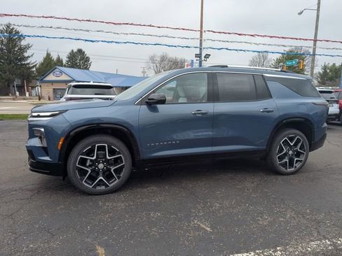 New 2026 Chevrolet Traverse High Country w/ LPO, Floor Liner Package image 4