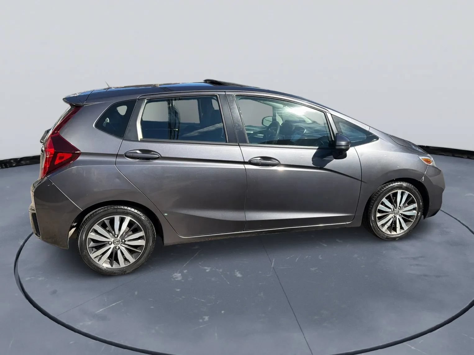 Used 2016 Honda Fit EX image 6