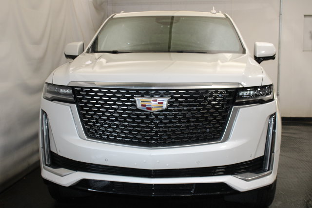 Used 2023 Cadillac Escalade Premium Luxury w/ Performance Package AWD/4WD image 3