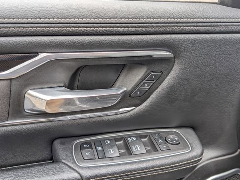 Used 2022 RAM 1500 Laramie w/ Sport Appearance Package image 15