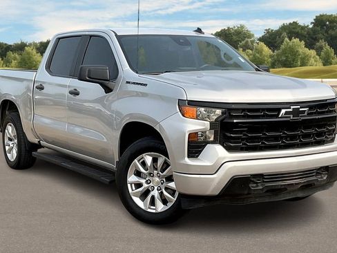 Used 2022 Chevrolet Silverado 1500 Custom w/ LPO, Dark Essentials Package image 2