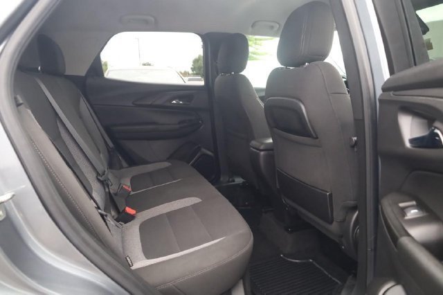 Used 2022 Chevrolet TrailBlazer LT FWD image 21