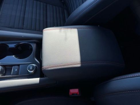 New 2026 Ford Explorer ST-Line w/ ST-Line Street Pack image 19