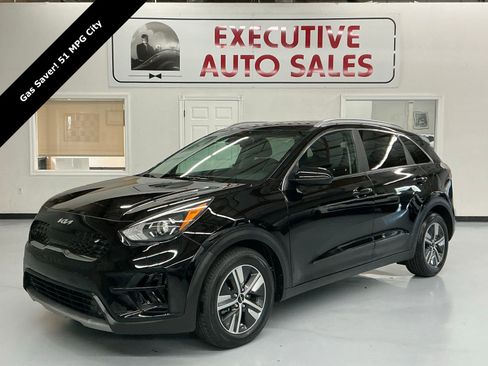 Used 2022 Kia Niro LXS w/ Digital Cluster Package image 1
