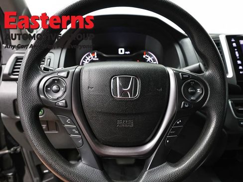 Used 2020 Honda Ridgeline Sport image 10