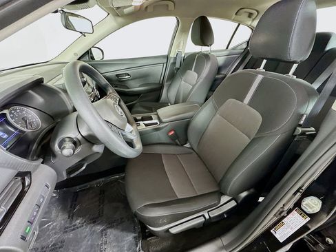 Certified 2025 Nissan Sentra SV w/ Trunk Package FWD image 29