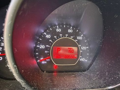 Used 2014 Kia Soul + FWD image 6