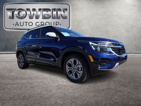 Certified 2024 Kia Seltos S image 2