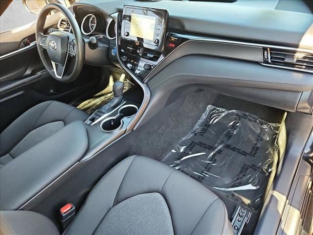 Used 2023 Toyota Camry LE FWD image 27